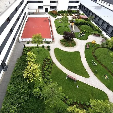 Spacious 3-room With A Balcony, 5 Minutes To The Center Apartment