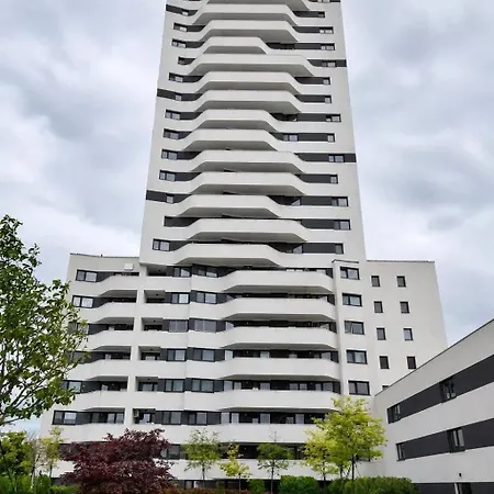 Spacious 3-room With A Balcony, 5 Minutes To The Center * Bratislava