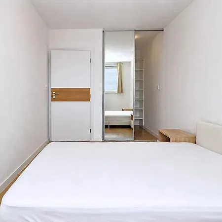 Spacious 3-room With A Balcony, 5 Minutes To The Center * Bratislava
